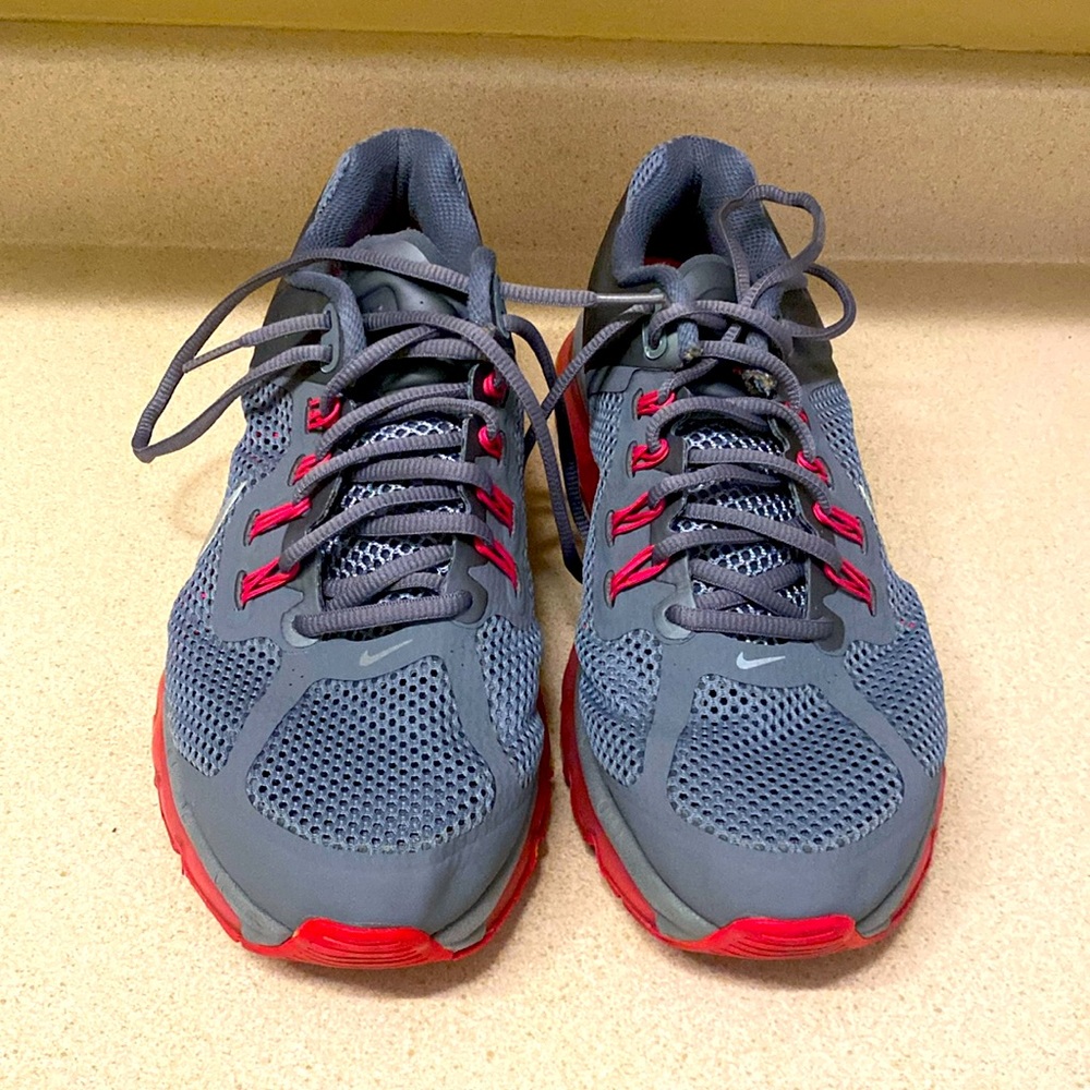 Nike Women’s Air Max size 11